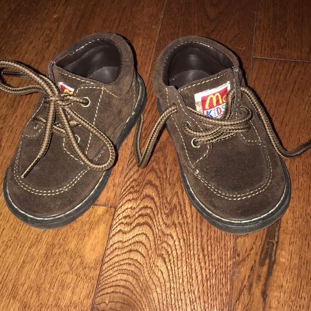 Baby boys brown dress shoes size 4